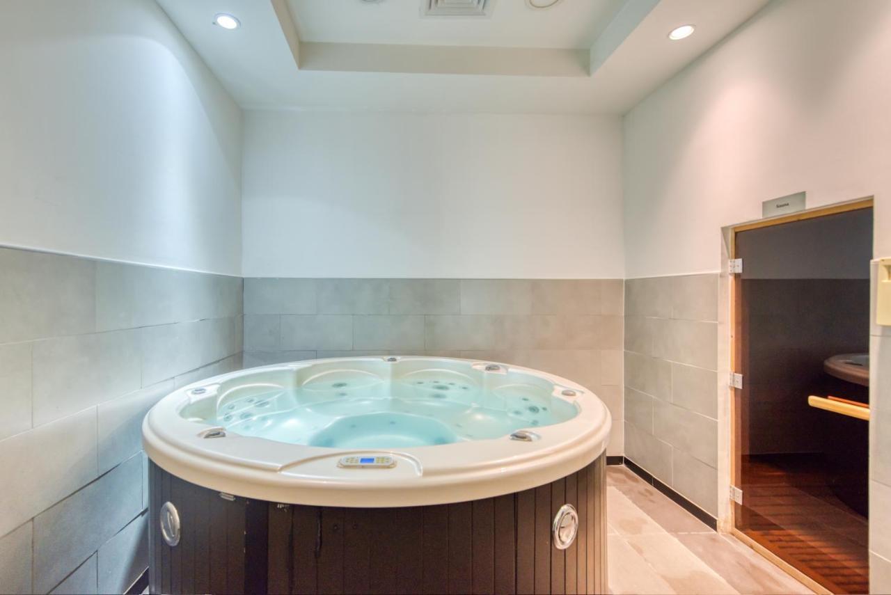 The Penthouse Near Burj Khalifa And Dubai Mall 外观 照片